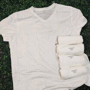 White T shirts